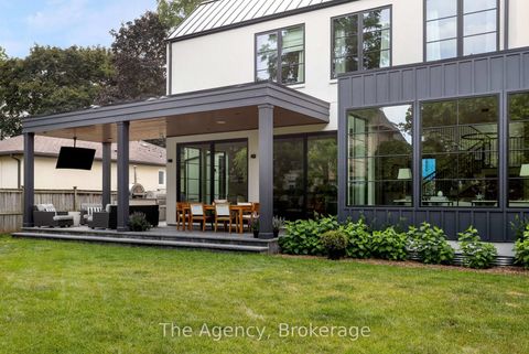 Photo 10 at 203 Weybourne Road, WO West, Oakville