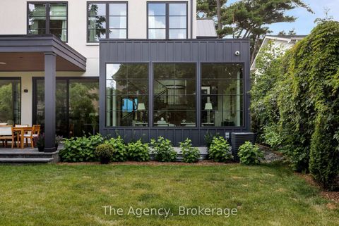 Photo 11 at 203 Weybourne Road, WO West, Oakville