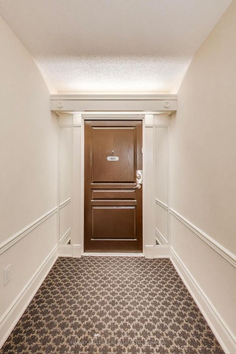 Photo 6 at 401 - 1 Hycrest Avenue, Willowdale East, Toronto