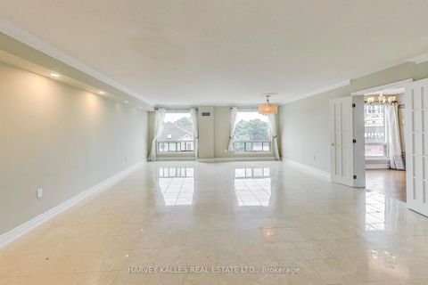 Photo 8 at 401 - 1 Hycrest Avenue, Willowdale East, Toronto