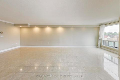 Photo 9 at 401 - 1 Hycrest Avenue, Willowdale East, Toronto