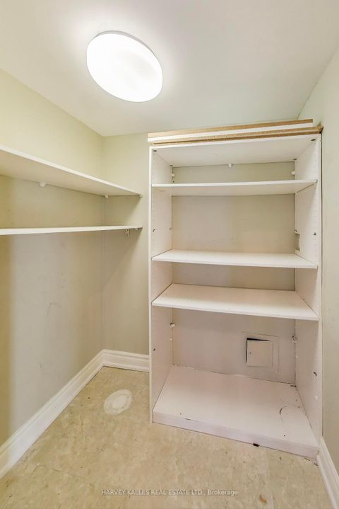 Photo 27 at 401 - 1 Hycrest Avenue, Willowdale East, Toronto
