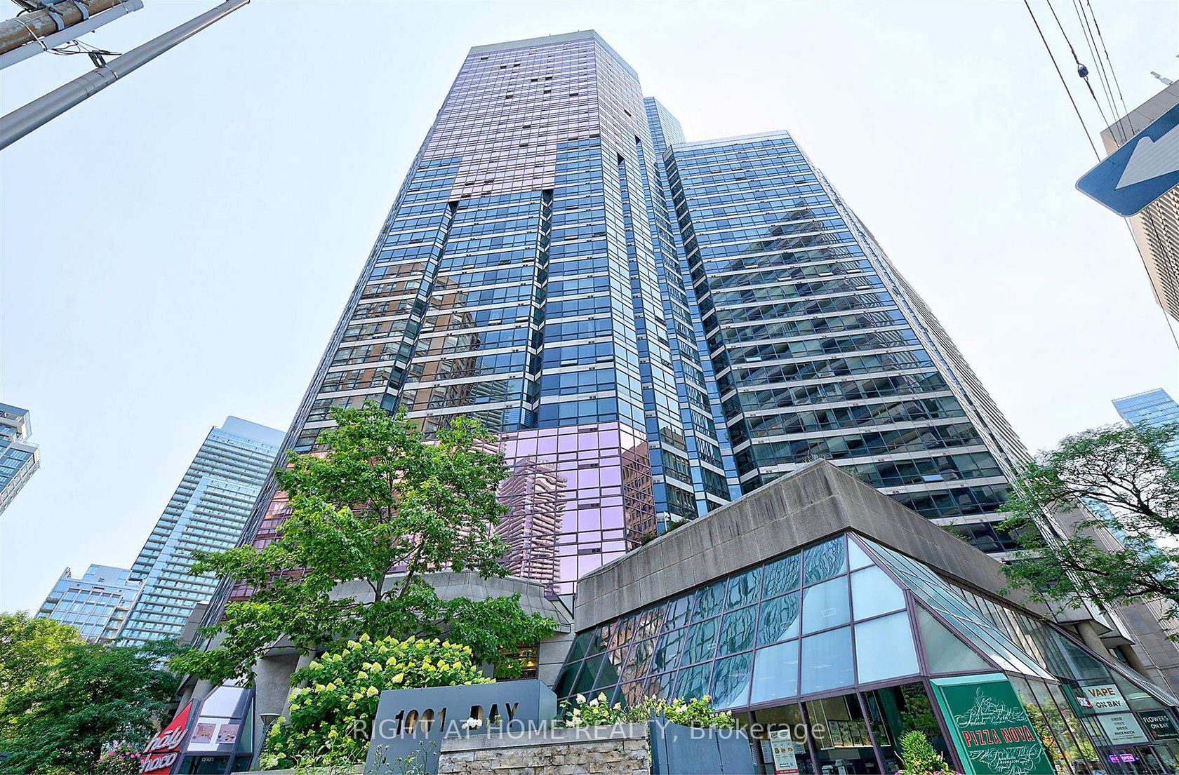 1110 - 1001 Bay Street, Bay Street Corridor, Toronto 