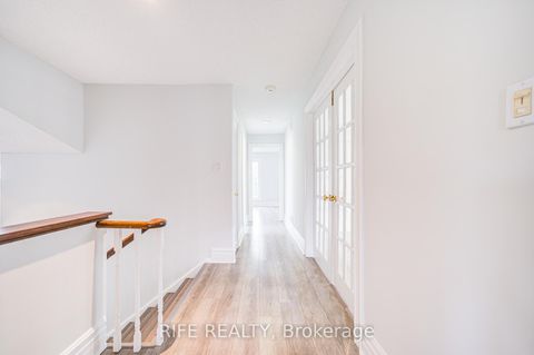 Photo 22 at 17 Bramble Drive, Don Mills, Toronto