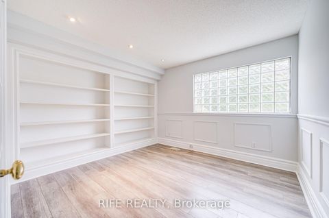 Photo 31 at 17 Bramble Drive, Don Mills, Toronto