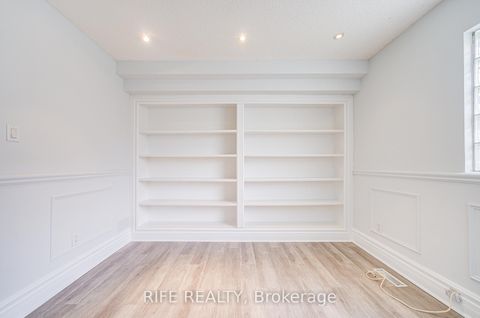 Photo 32 at 17 Bramble Drive, Don Mills, Toronto