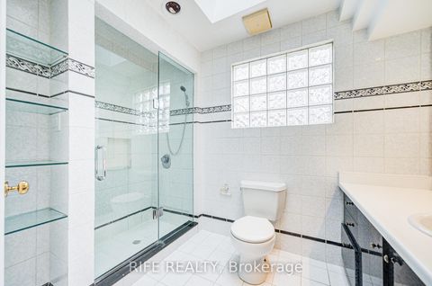 Photo 34 at 17 Bramble Drive, Don Mills, Toronto