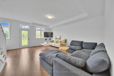 Photo 10 at 3051 Trailside Drive, GO Glenorchy, Oakville