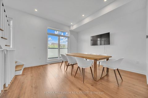 Photo 14 at 3051 Trailside Drive, GO Glenorchy, Oakville