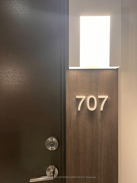 Photo 5 at 707 - 2 Teagarden Court N, Willowdale East, Toronto
