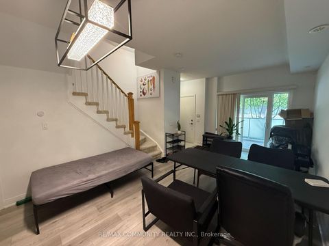 Photo 5 at 51 - 315 Village Green Square, Malvern West, Toronto