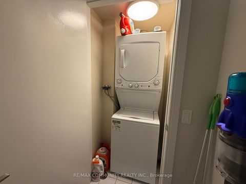 Photo 12 at 51 - 315 Village Green Square, Malvern West, Toronto