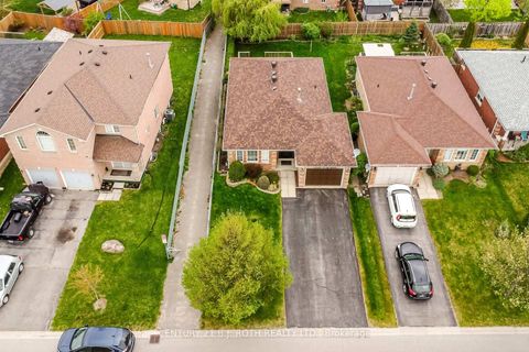 Photo 3 at 77 Sun King Crescent, Shore, Barrie