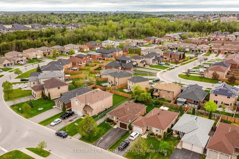 Photo 4 at 77 Sun King Crescent, Shore, Barrie