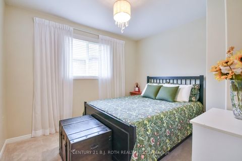 Photo 16 at 77 Sun King Crescent, Shore, Barrie