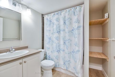 Photo 25 at 77 Sun King Crescent, Shore, Barrie