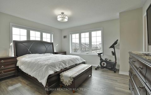 Photo 32 at 370 Timberland Gate, GO Glenorchy, Oakville