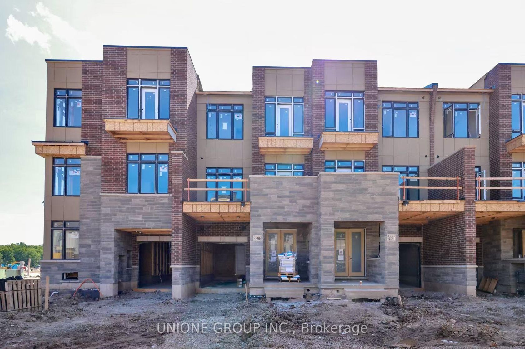 3296 Azam Way, GO Glenorchy, Oakville 