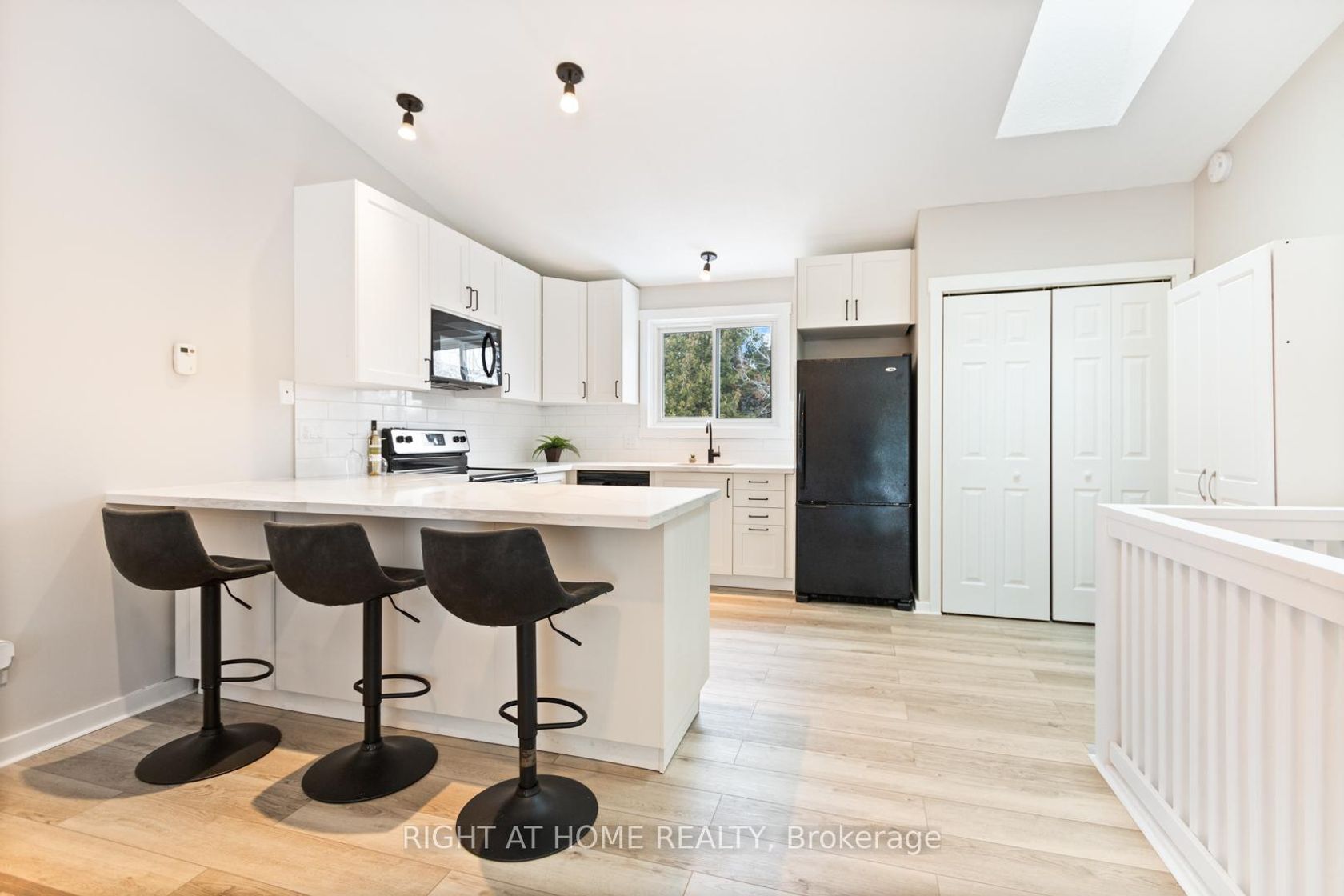 #403 - 12 Dawson Drive, Collingwood 
