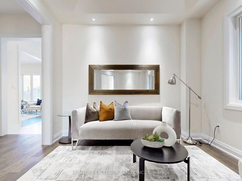 Photo 3 at 19 Aida Place, Oak Ridges, Richmond Hill