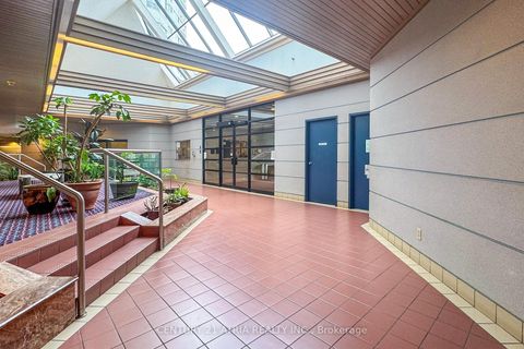 Photo 4 at 710 - 150 Alton Towers Circle, Milliken, Toronto