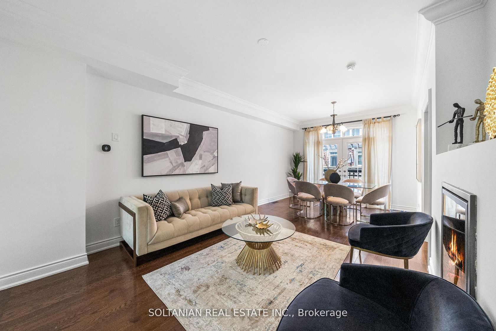 25 Slingsby Lane, Newtonbrook East, Toronto 