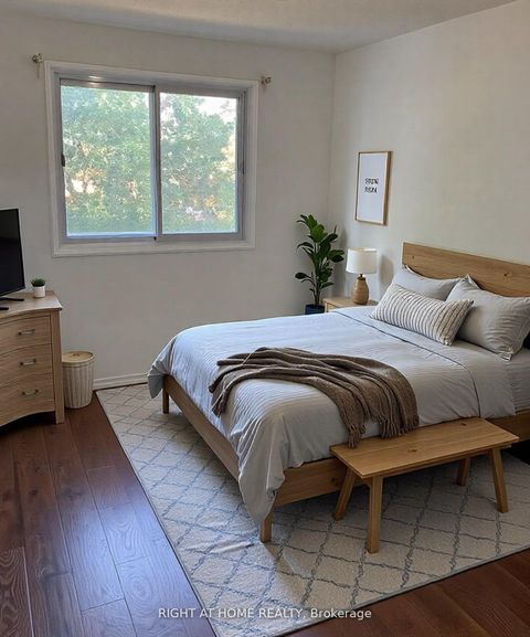 Photo 4 at 104 Farm Greenway, Donalda, Toronto