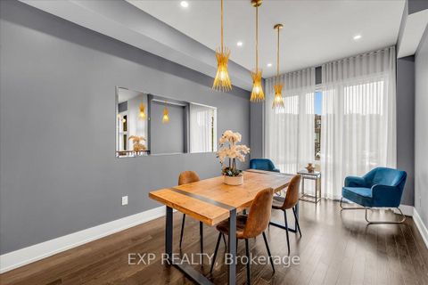 Photo 1 at 28 Crestridge Drive, Patterson, Vaughan