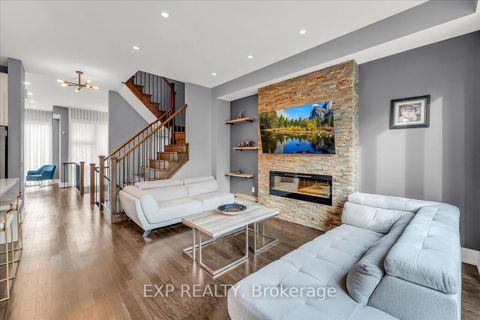 Photo 5 at 28 Crestridge Drive, Patterson, Vaughan