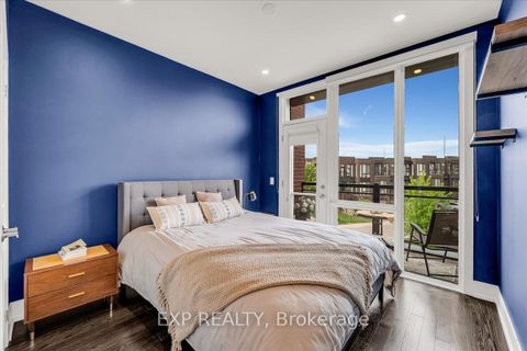 Photo 19 at 28 Crestridge Drive, Patterson, Vaughan