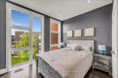 Photo 20 at 28 Crestridge Drive, Patterson, Vaughan