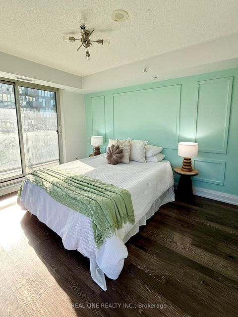 Photo 6 at 904W - 565 Wilson Avenue, Clanton Park, Toronto