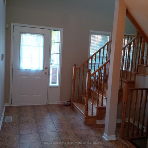 Photo 1 at 150 Hollywood Hill Circle, Vellore Village, Vaughan