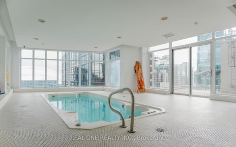 Photo 13 at 929 - 250 Wellington Street W, Waterfront Communities C1, Toronto