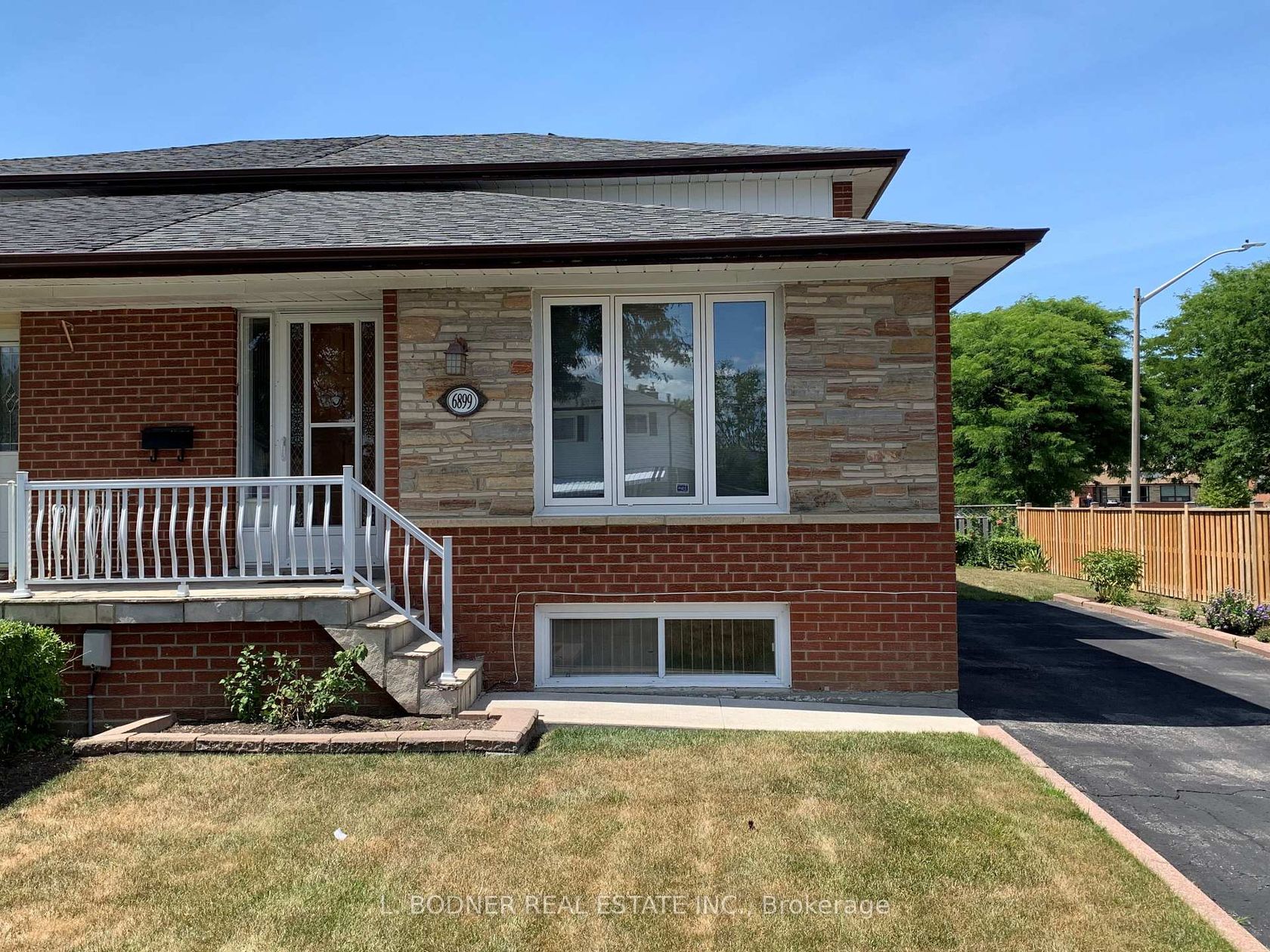 6899 Darcel Avenue, Malton, Mississauga 