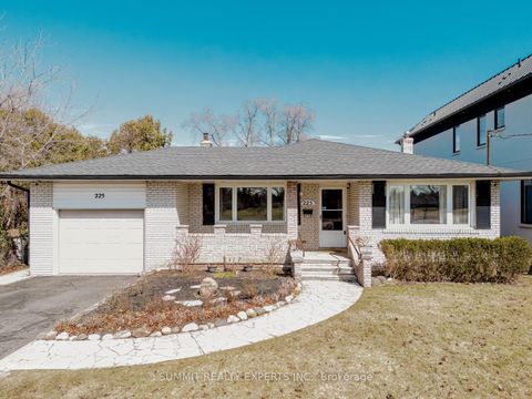 Photo 3 at 225 Morden Road, WO West, Oakville