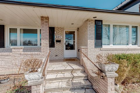 Photo 4 at 225 Morden Road, WO West, Oakville