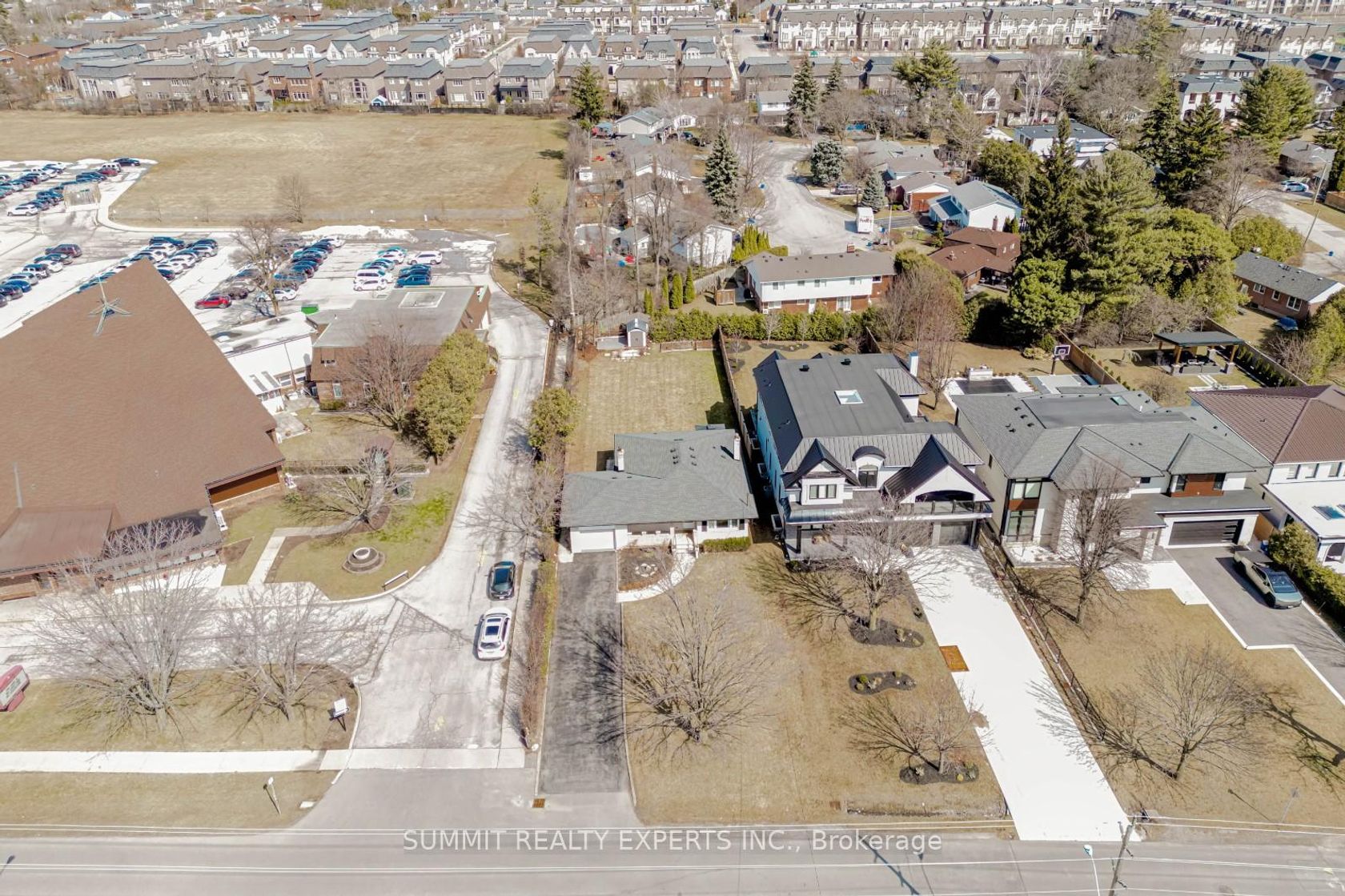 225 Morden Road, WO West, Oakville 