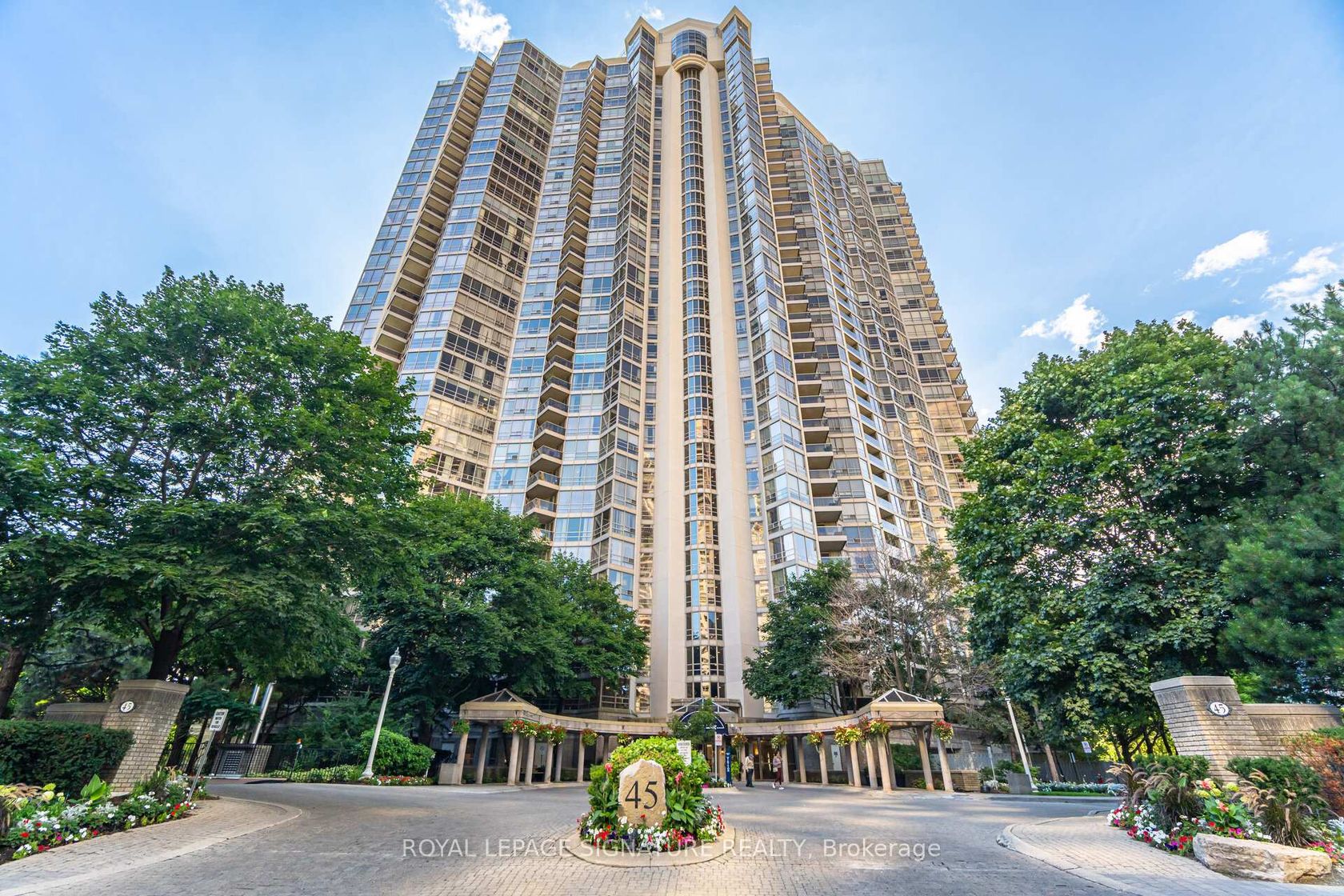 3208 - 45 Kingsbridge Garden Circle, Hurontario, Mississauga 