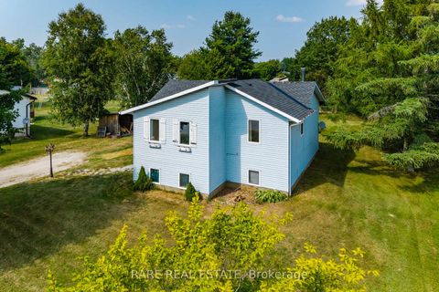 Photo 1 at 9 Parkway Drive, New Lowell, Clearview