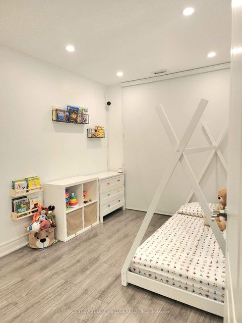 Photo 10 at 102 - 55 Bamburgh Circle, Steeles, Toronto
