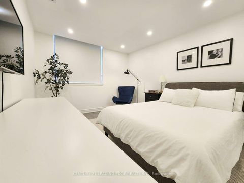 Photo 12 at 102 - 55 Bamburgh Circle, Steeles, Toronto