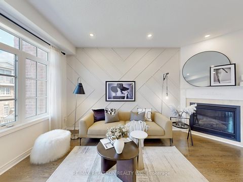 Photo 7 at 2 - 108 Dunlop Street, Crosby, Richmond Hill