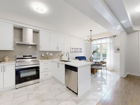 Photo 16 at 2 - 108 Dunlop Street, Crosby, Richmond Hill