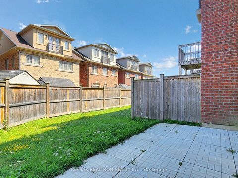 Photo 43 at 2 - 108 Dunlop Street, Crosby, Richmond Hill