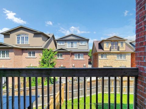 Photo 46 at 2 - 108 Dunlop Street, Crosby, Richmond Hill