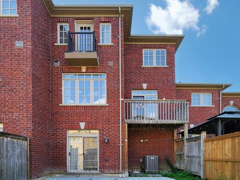 Photo 47 at 2 - 108 Dunlop Street, Crosby, Richmond Hill