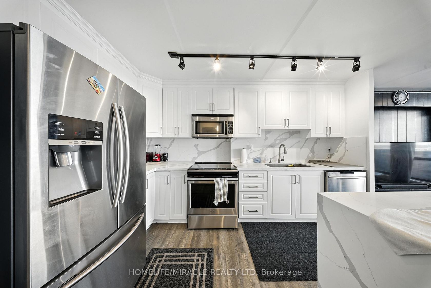 1212 - 2 Glamorgan Avenue, Dorset Park, Toronto 