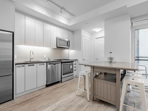 Photo 2 at B303 - 271 Sea Ray Avenue, Rural Innisfil, Innisfil