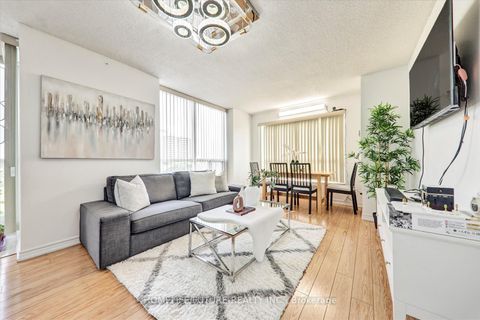 Photo 13 at 410 - 2550 Lawrence Avenue E, Dorset Park, Toronto